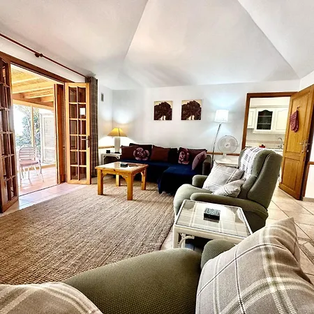 Copacabana Golf Del Sur Villa *